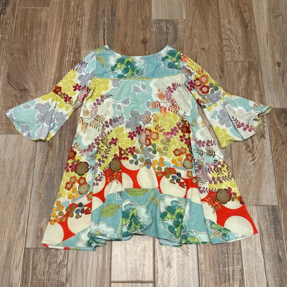 Uncle Frank Abstract Bell Sleeve Dress - Picture 3 of 4